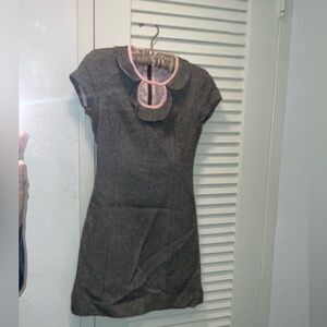 Elegant Gray Dress with Pink Accents